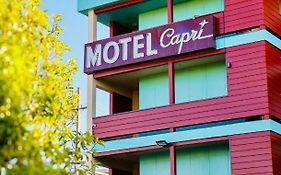 Capri Motel Oakland